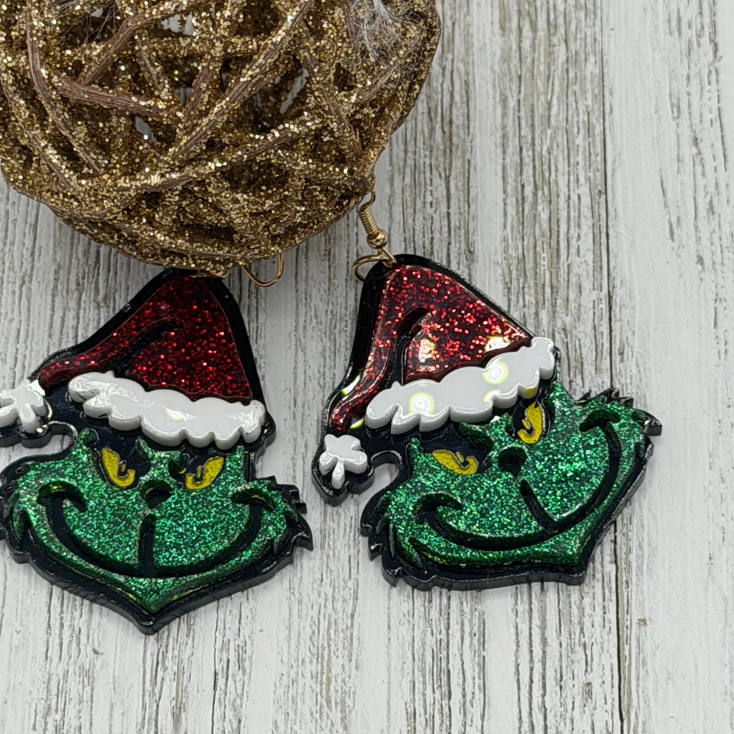 Grinch dangling earrings